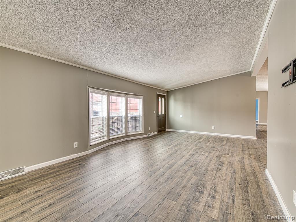 6255 Telegraph Road, Lot #214