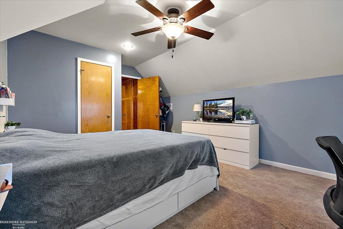 Grosse Pointe Woods, Michigan 48236, United States, 4 Bedrooms Bedrooms, ,2 BathroomsBathrooms,Residential,Active,242435