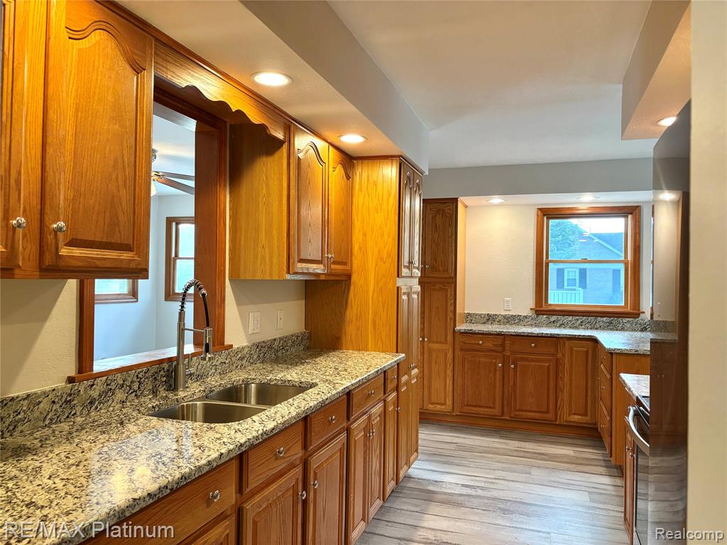 971 Strawberry Street