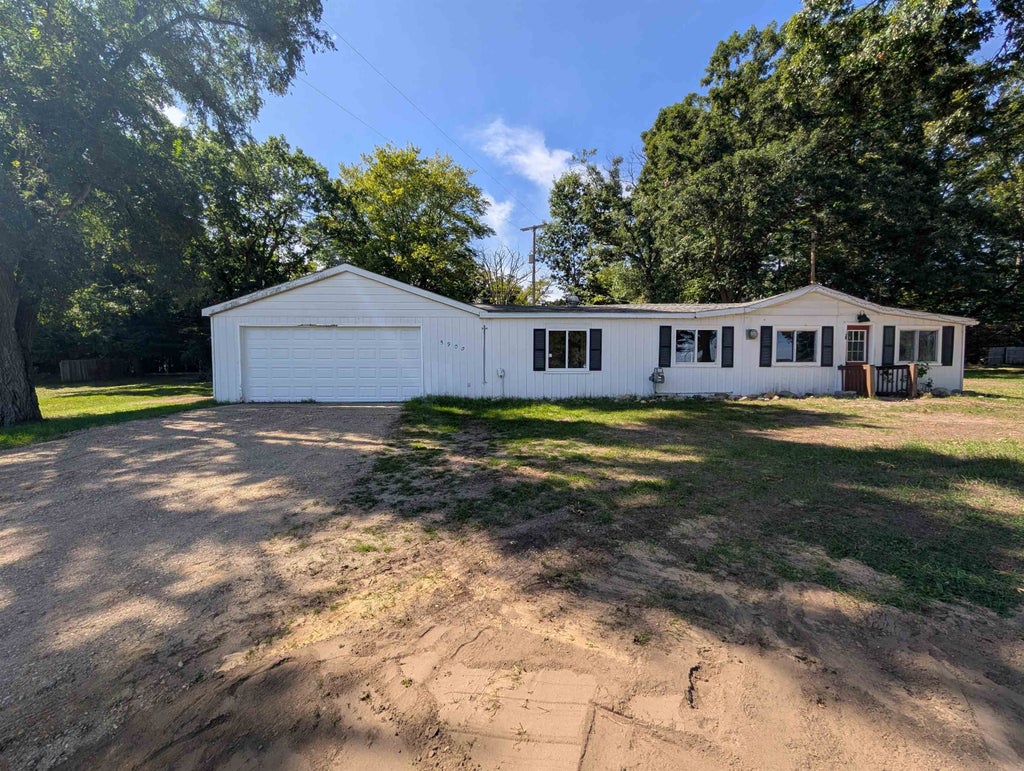 Photo of 5900 Silver Lake Drive, Lake, MI 48632 (MLS # 50221756)