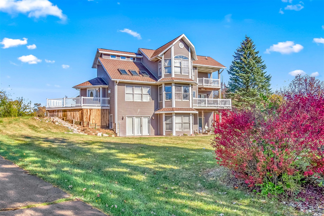 1240 E Bear Lake Road