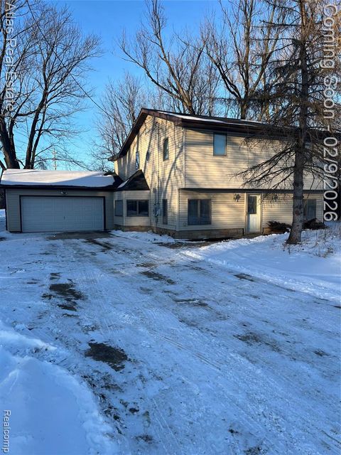 Photo of 4067 Jefferson Street, Burton, MI 48509 (MLS # 60968481)