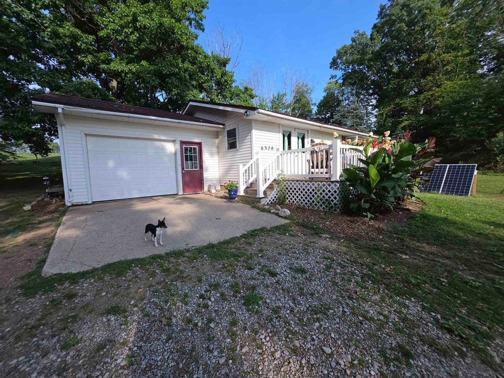 Photo of 6370 Grant Avenue, Farwell, MI 48622 (MLS # 50222650)