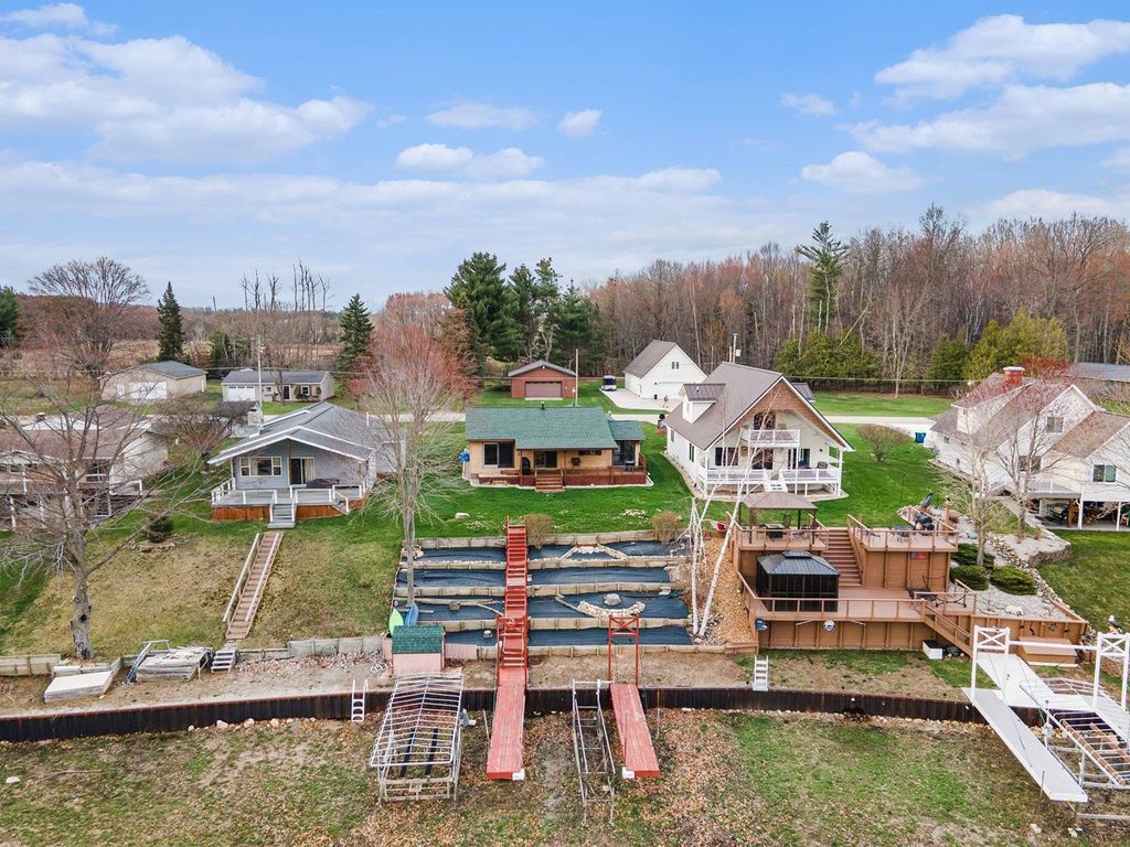 Photo of 1323 McKimmy Street, Beaverton, MI 48612 (MLS # 50204550)