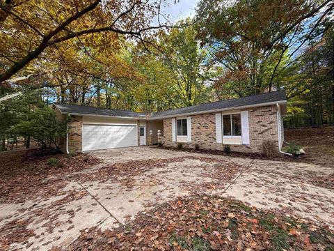 4673 Cardinal Drive Mount Pleasant MI 48858