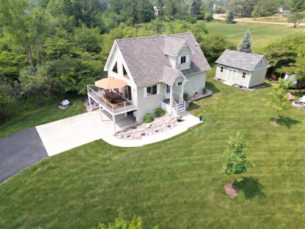 Photo of 5228 Winchester Way, Gladwin, MI 48624 (MLS # 50220194)