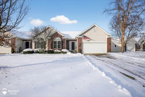 Photo of 3175 Ivy Lane, Grand Blanc, MI 48439 (MLS # 50196300)