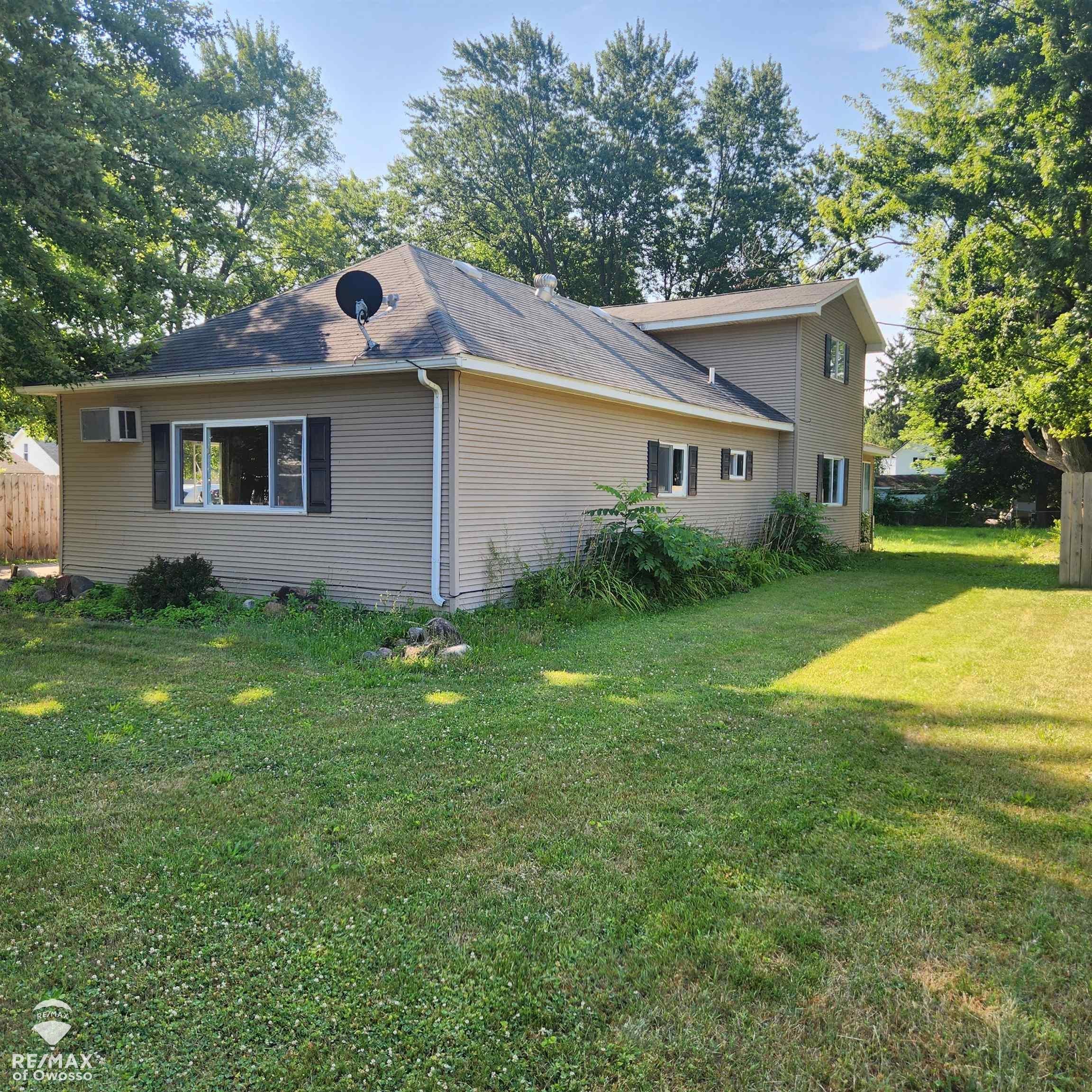129 W Walnut Street