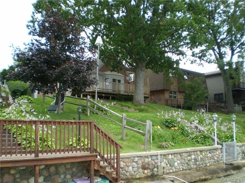 2913 LANSDOWNE Road