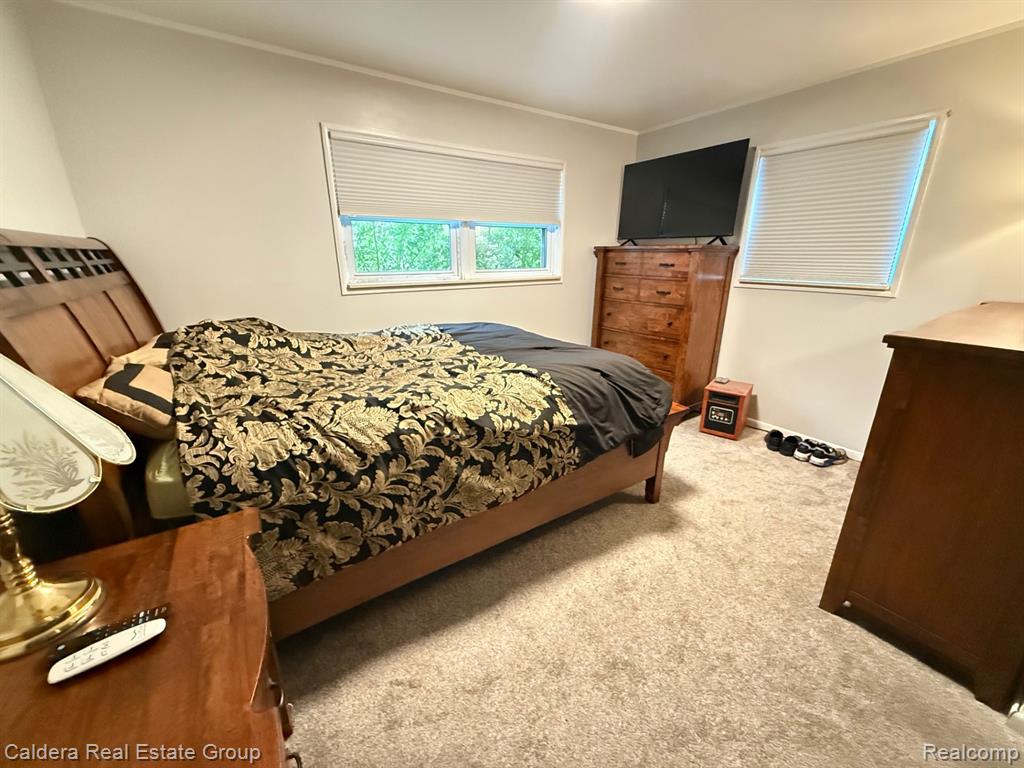338 Sonia Avenue