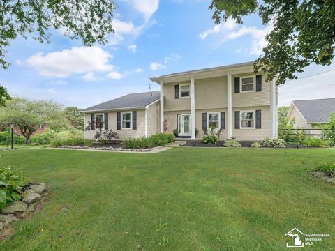 Photo of 6233 Grandview Drive, Erie, MI 48133 (MLS # 50186197)