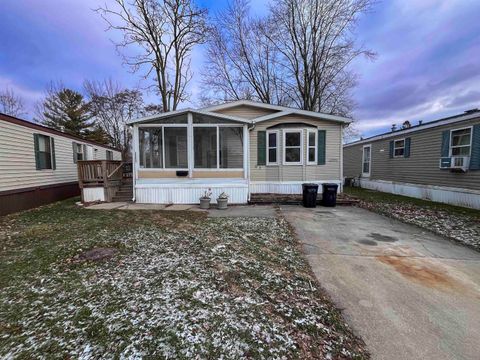 43771 Orbit Street Harrison Twp MI 48045