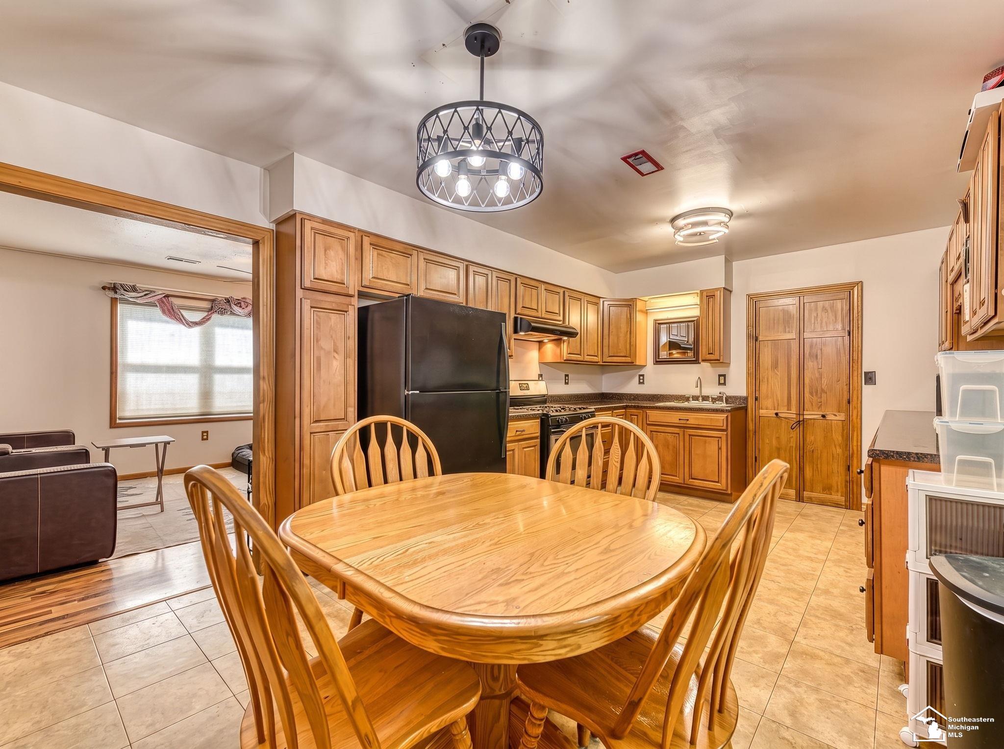 3255 Park Drive