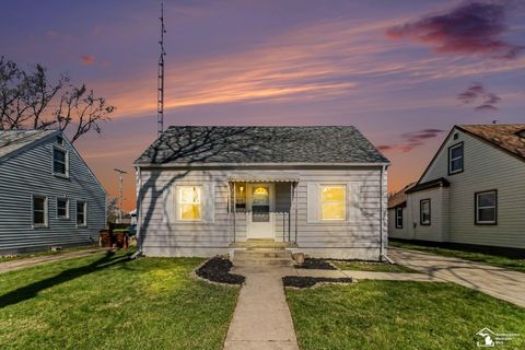 974 Woodville Avenue Monroe MI 48161