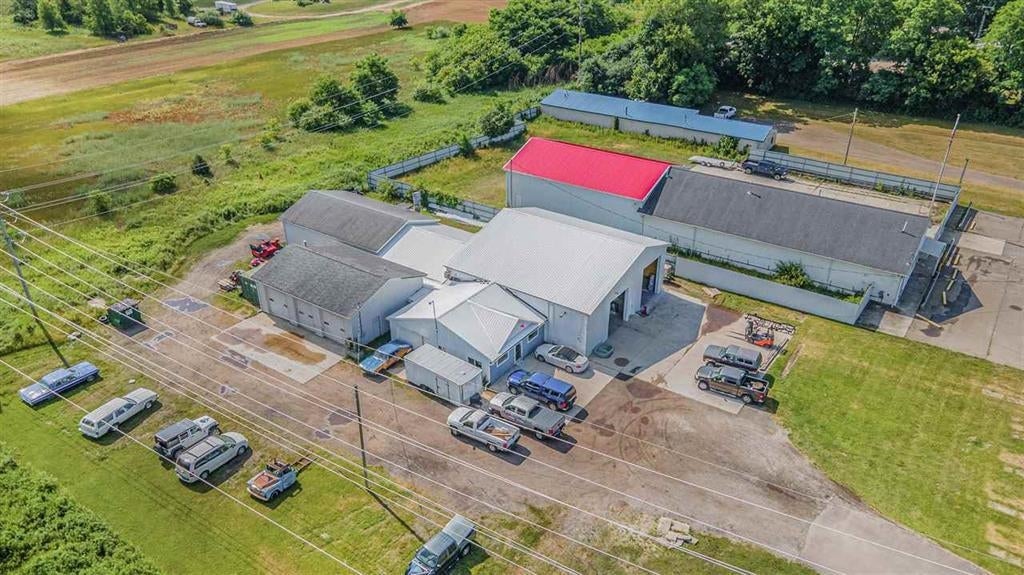 Properties Available 1 - 1 7092 N Dory Highway