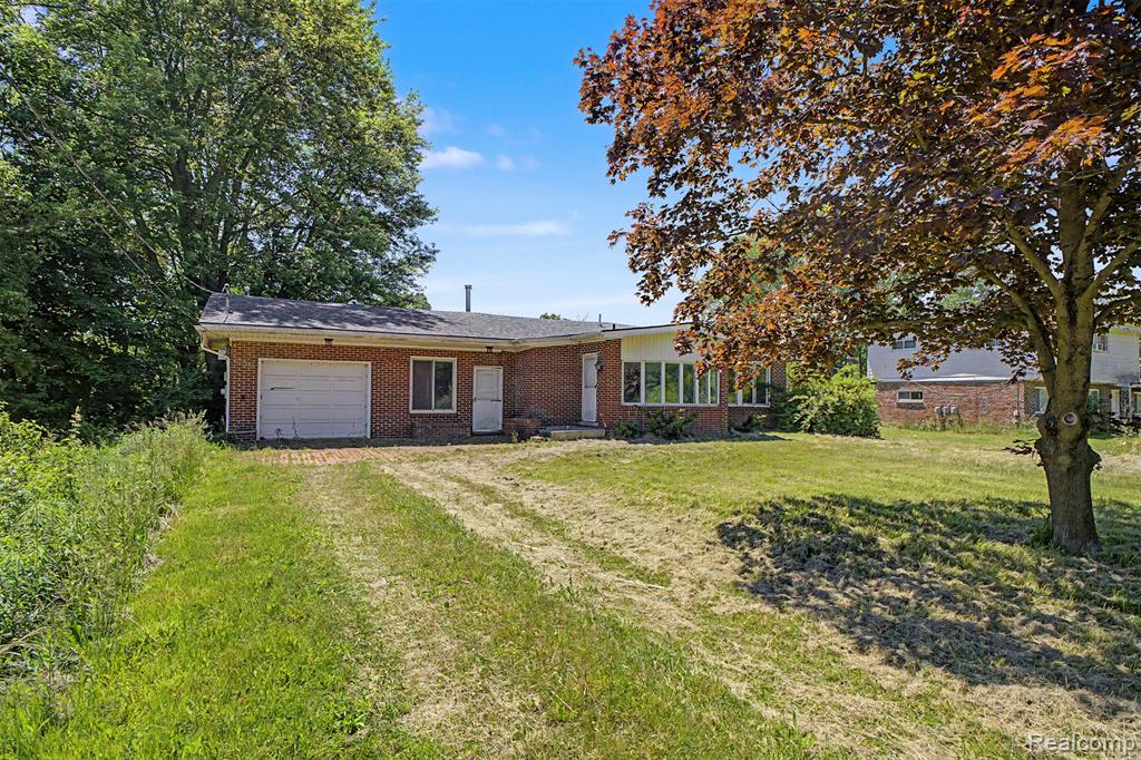 2145 Oakville Waltz Road