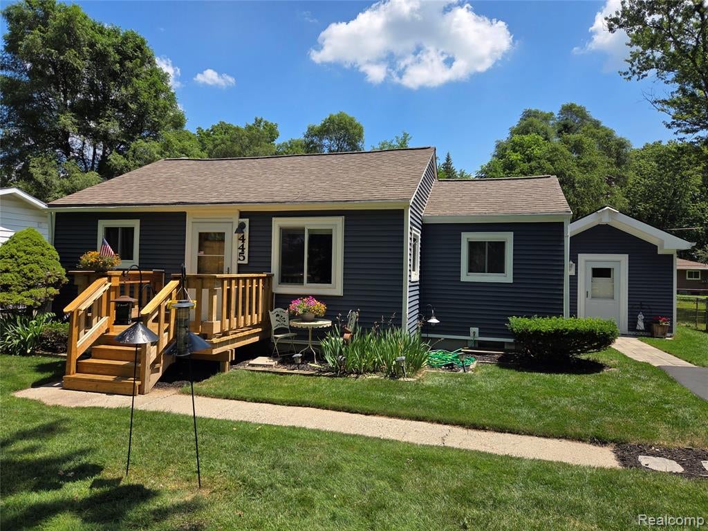 445 Clark Road