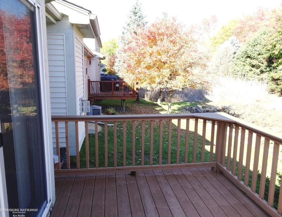 Harrison Twp, Michigan 48045, United States, 3 Bedrooms Bedrooms, ,3 BathroomsBathrooms,Residential,Active,237276