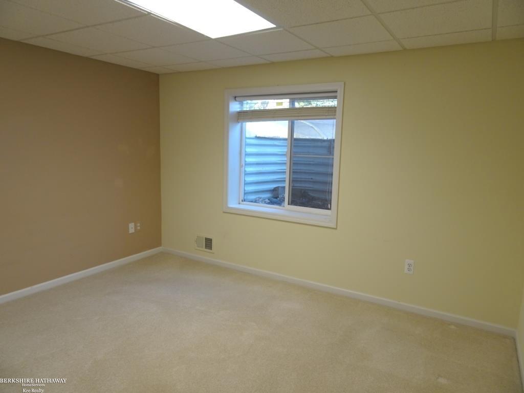 Harrison Twp, Michigan 48045, United States, 3 Bedrooms Bedrooms, ,3 BathroomsBathrooms,Residential,Active,237276