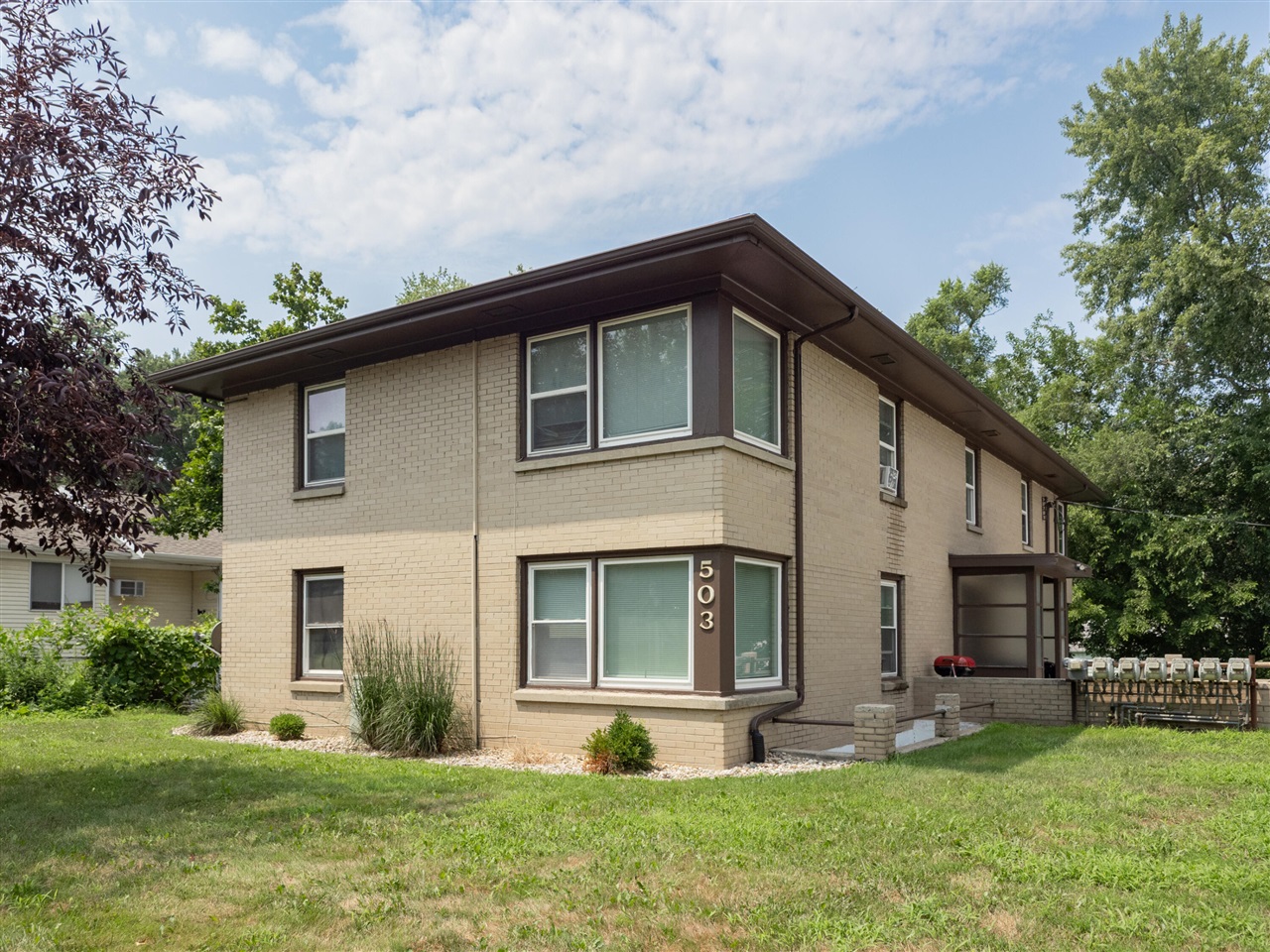 503 N Riverview Drive