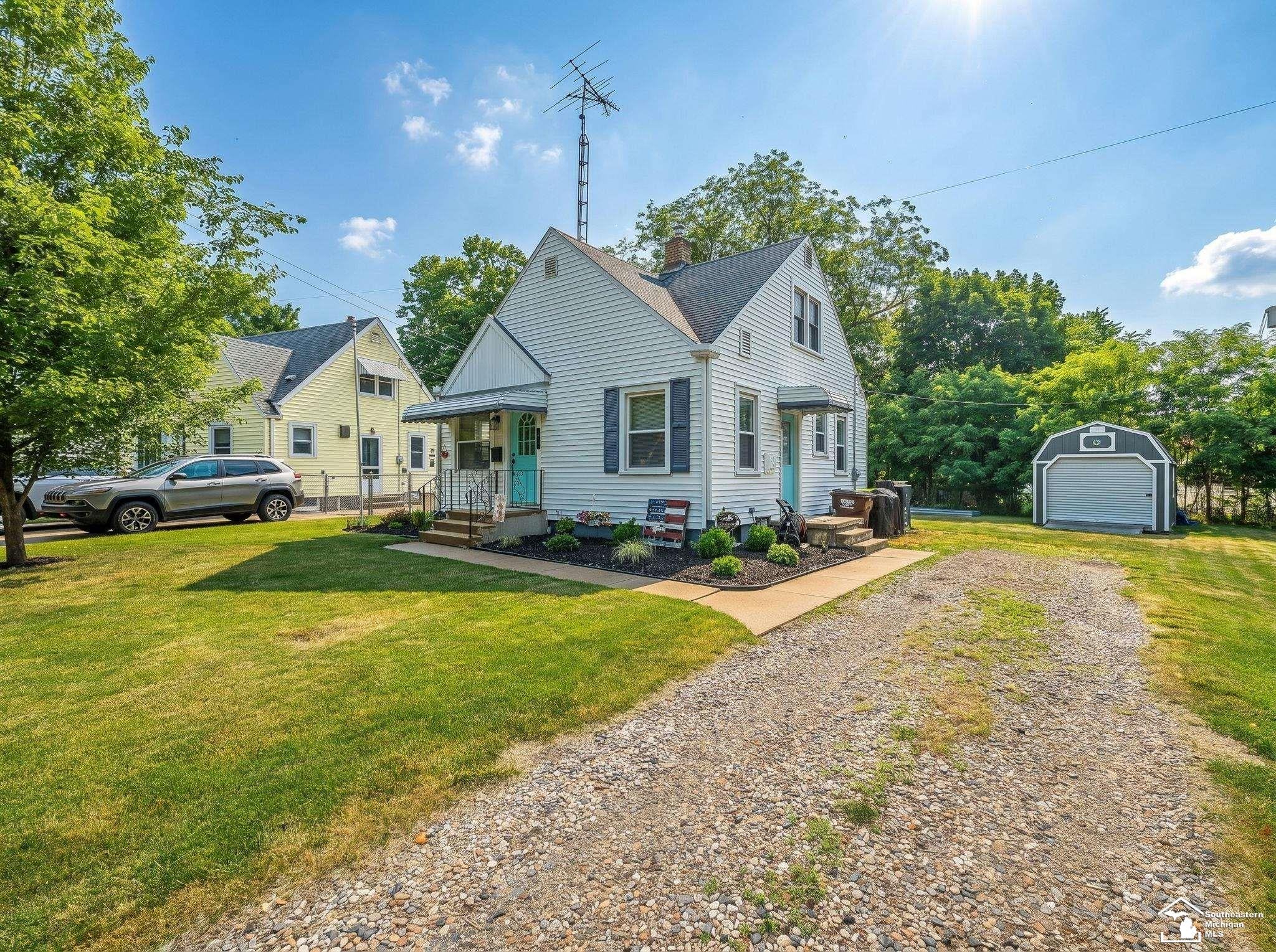 411 Center Drive