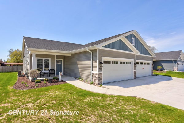 4092 WOODBURN CT, SAGINAW, MI 48603 - Image 4b33a9bf5f3e4cecb50c62c135cc4bcc/1662904375