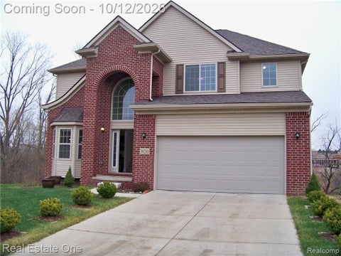 Photo of 39230 SILVERTHORNE Bend, Farmington Hills, MI 48331 (MLS # 61036352)