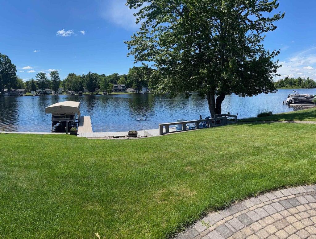 Photo of 4411 Betty Lee Boulevard, Gladwin, MI 48624 (MLS # 50213063)