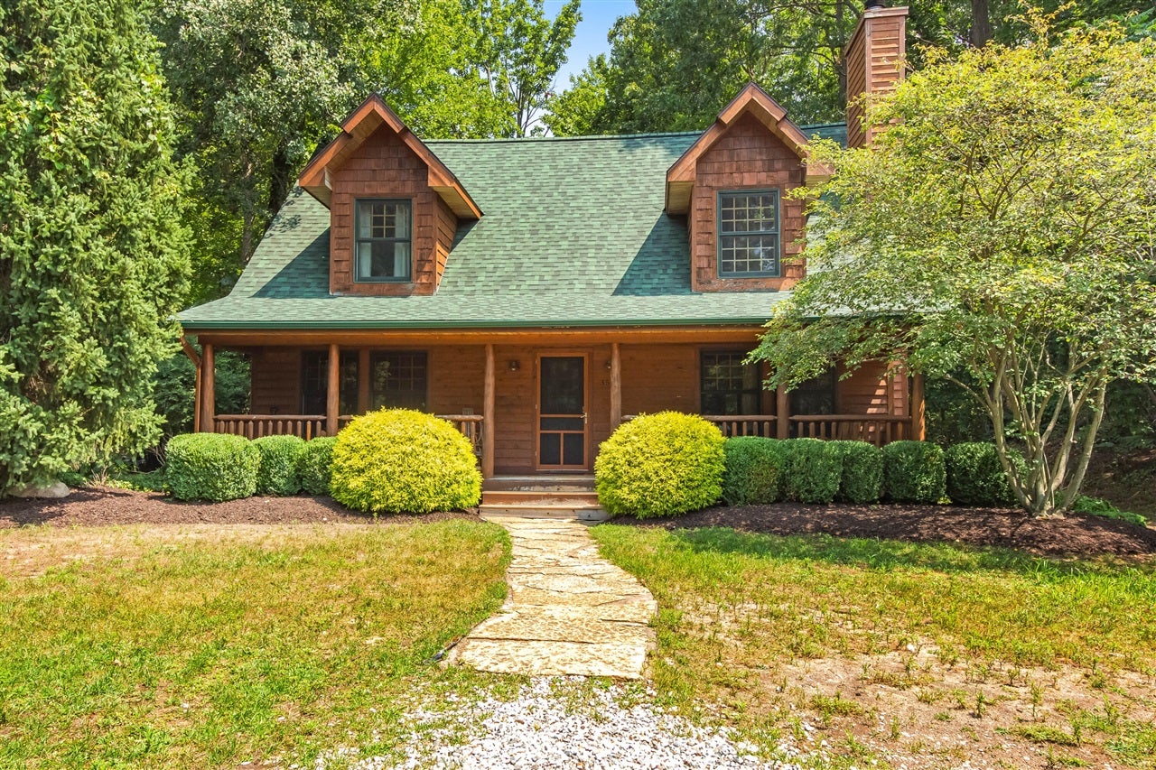 3561 Kingfisher Cove Drive 1
