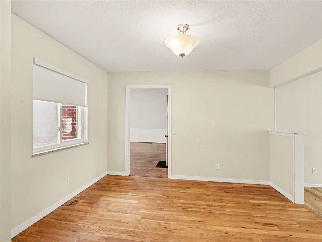 1184 Oakmont Drive
