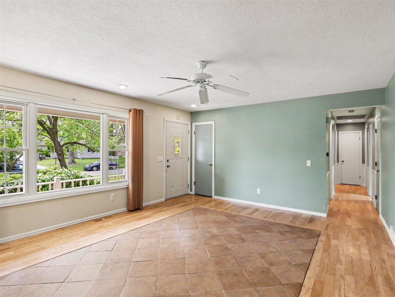 1184 Oakmont Drive
