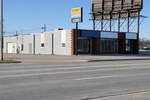 Photo of 1655 E Apple Avenue D #D, Muskegon, MI 49442 (MLS # 70519098)