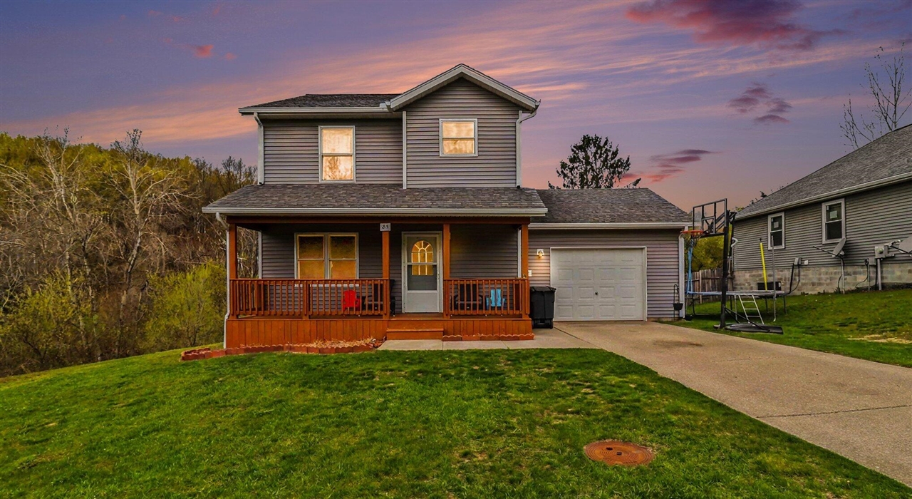 85 Northland Crossing