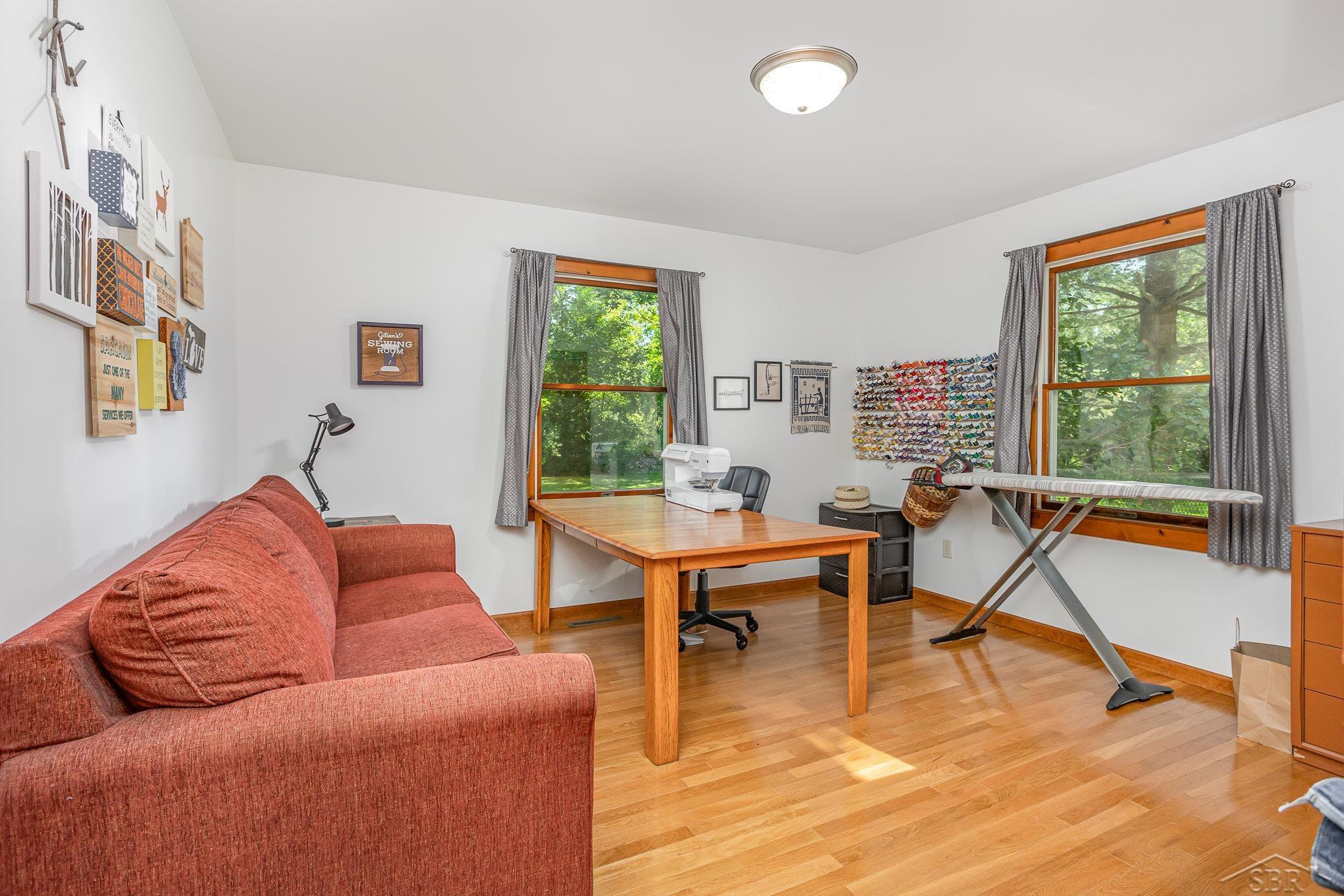 Saginaw, Michigan 48603, United States, 3 Bedrooms Bedrooms, ,3 BathroomsBathrooms,Residential,Pending,192851