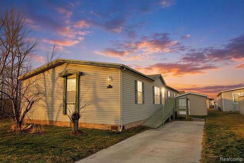 3423 Green Apple Court Carleton MI 48117