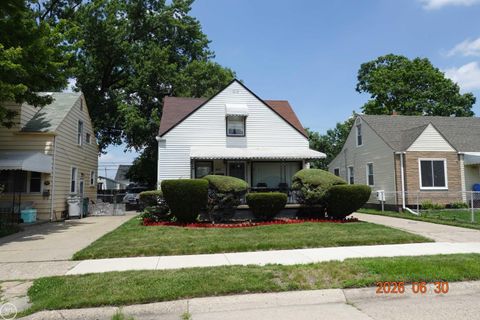 Photo of 805 E PEARL Avenue, Hazel Park, MI 48030 (MLS # 50214176)
