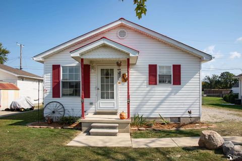 7458 Swan Creek Road Newport MI 48166