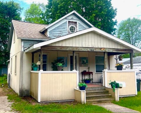 Photo of 709 Oak Avenue, Muskegon, MI 49442 (MLS # 70535002)