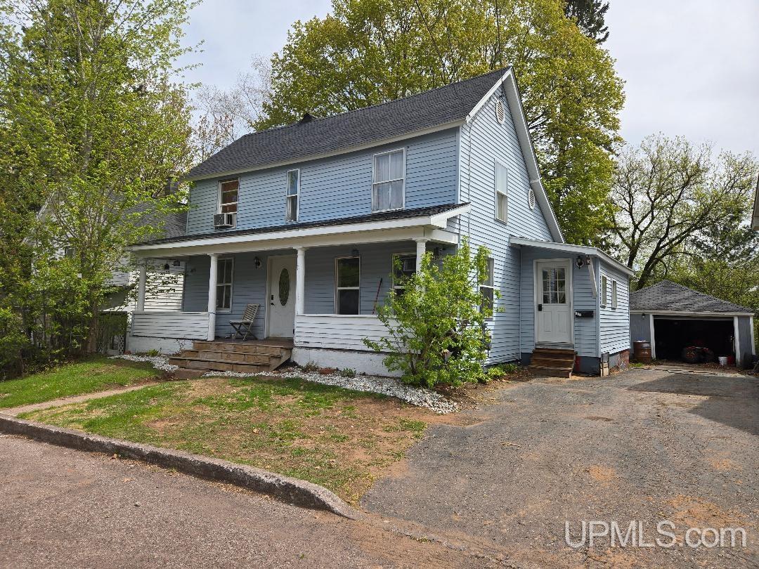 439 Hecla Street