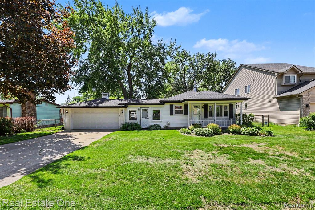 1064 Woodslee Drive