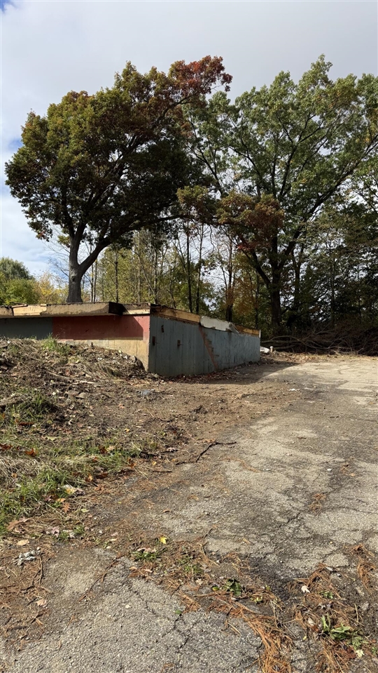 120 Ashworth Drive