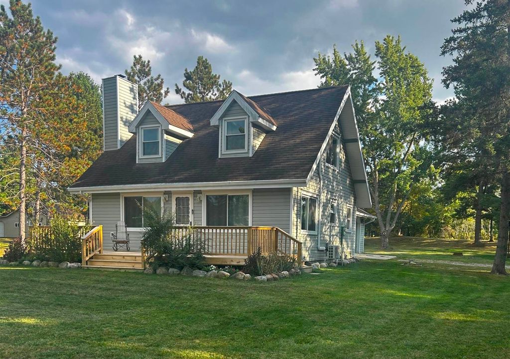 Photo of 1907 Berkshire Drive, Gladwin, MI 48624 (MLS # 50188426)