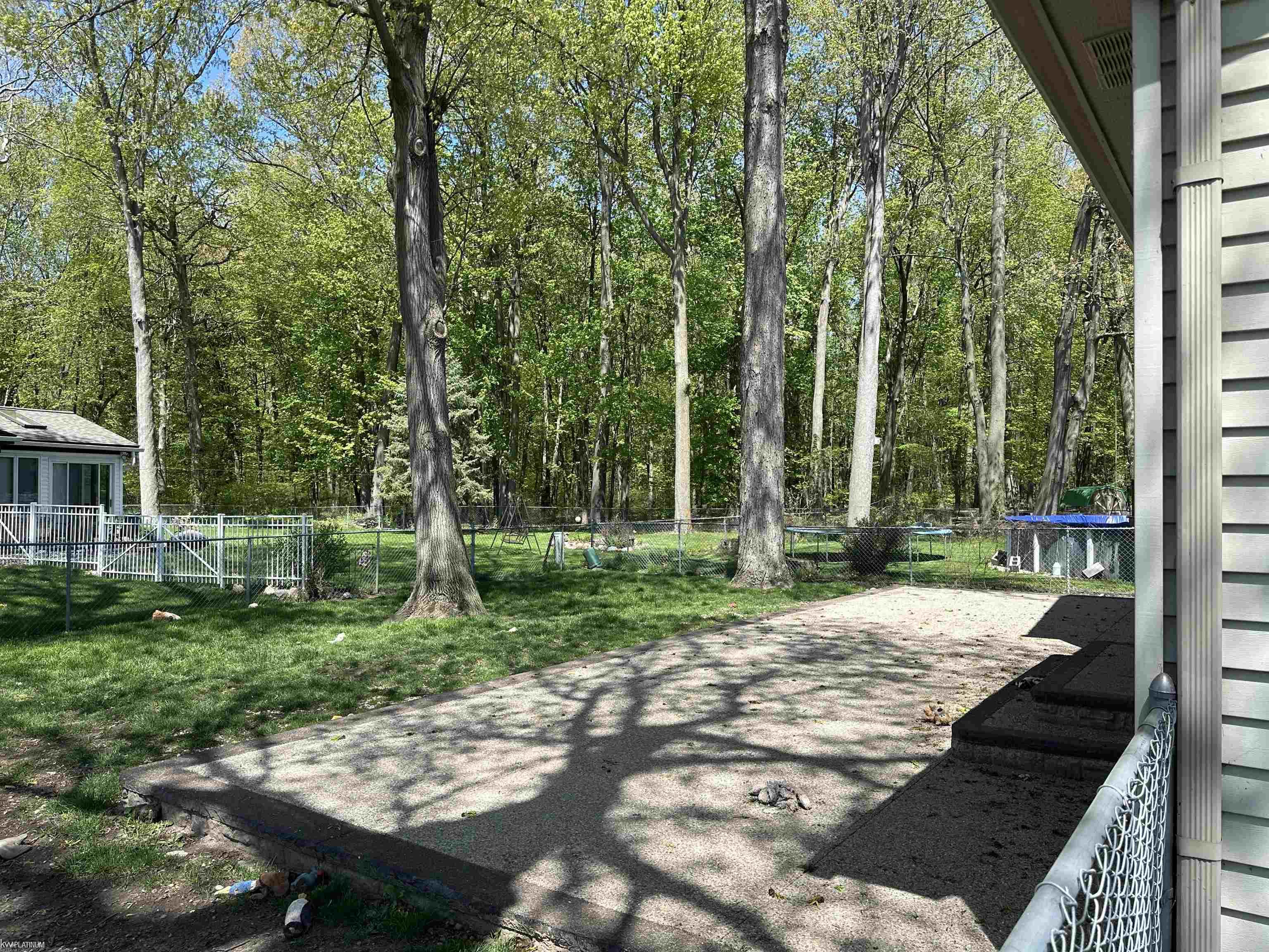 51901 D W Seaton Road