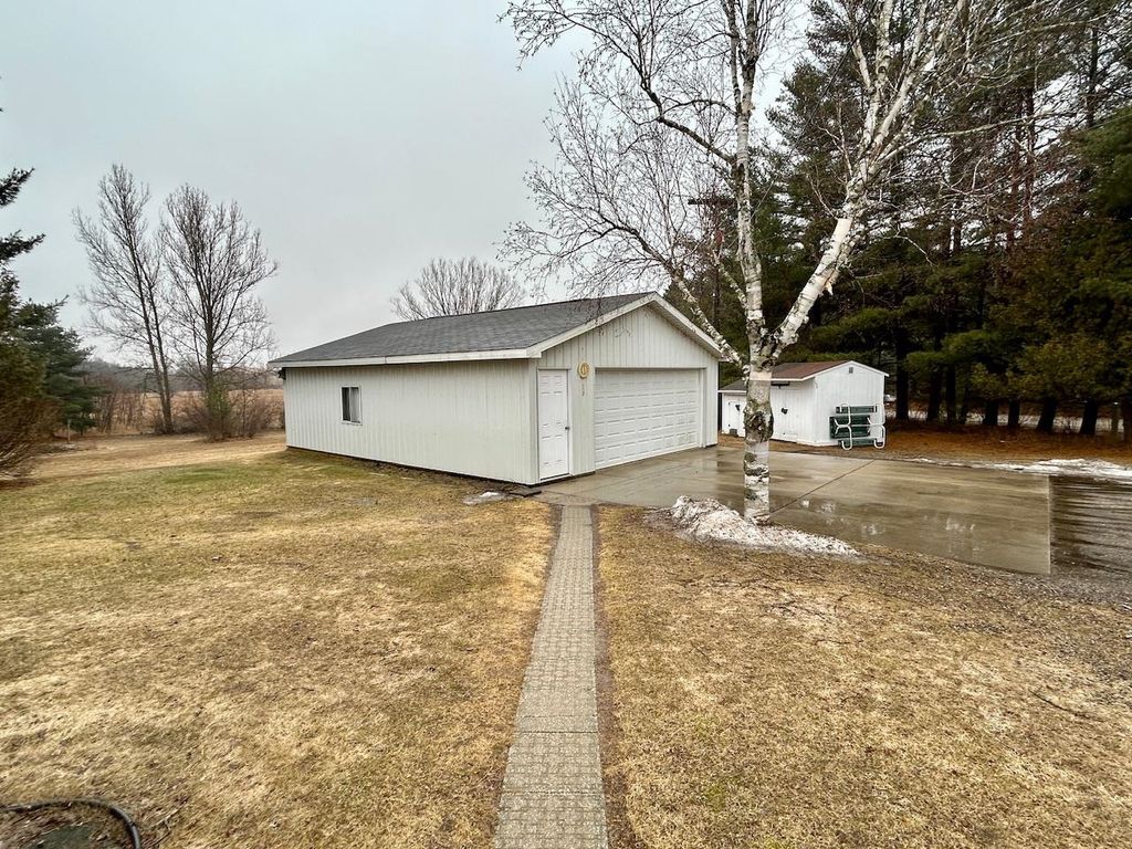 Photo of 123 S Shearer Road, Gladwin, MI 48624 (MLS # 50201006)