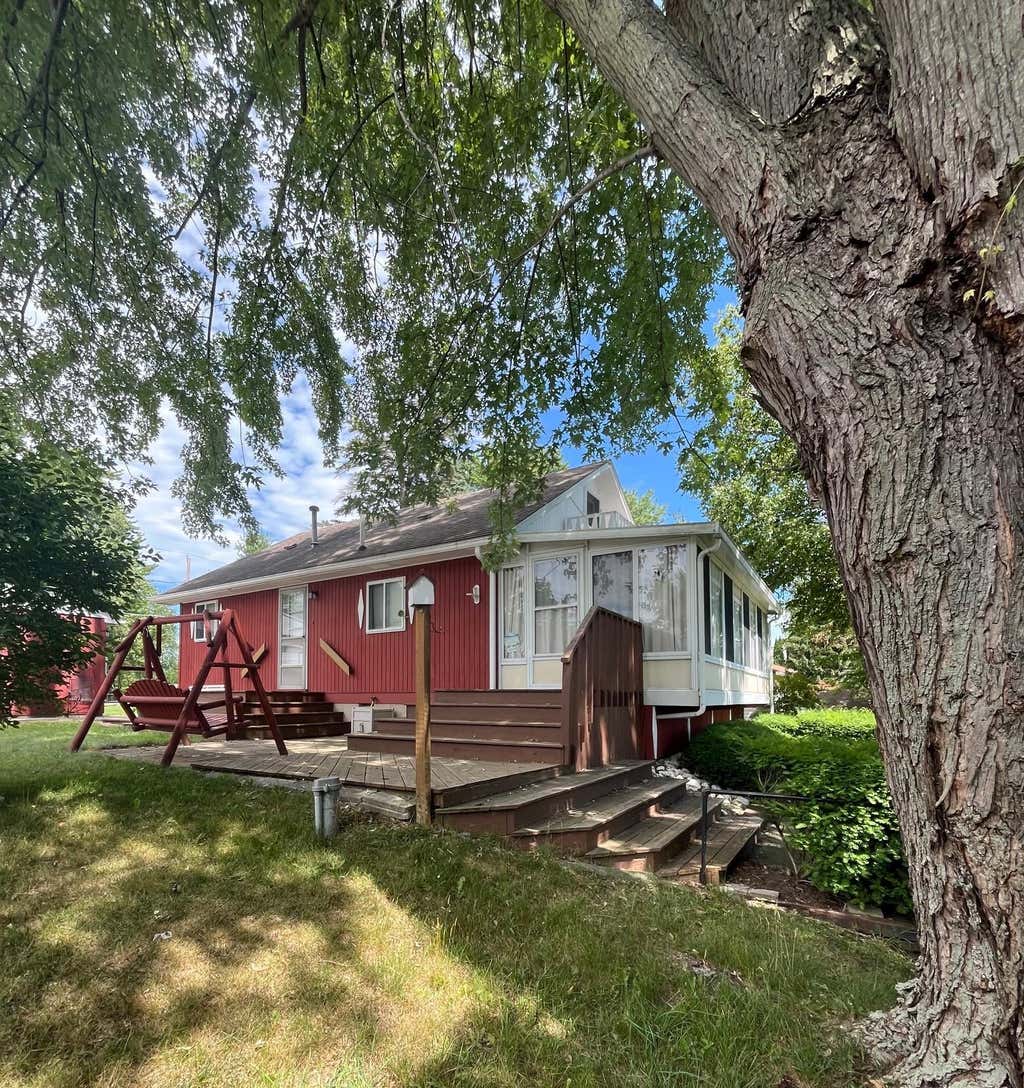 Photo of 1219 McKimmy Drive, Beaverton, MI 48612 (MLS # 50208539)