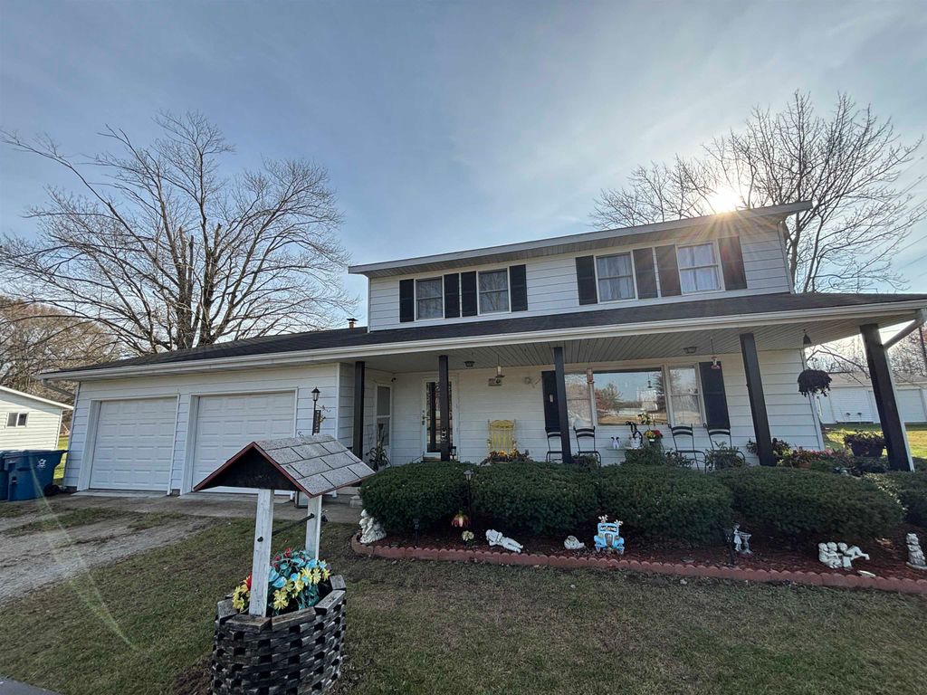 Photo of 5477 W GREENDALE Court, Mount Pleasant, MI 48858 (MLS # 50194355)