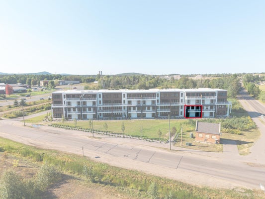 2401 N LAKESHORE BLVD UNIT 5, MARQUETTE, MI 49855 - Image 52650bc4c42e950054df56c1e1049f9b/4611627