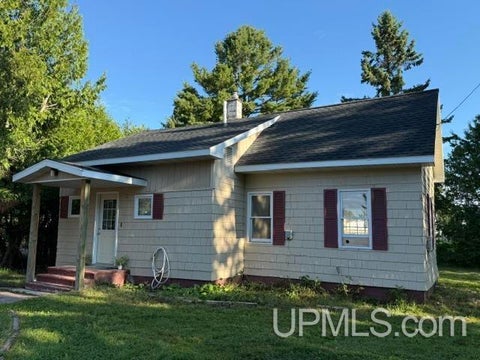 Photo of 47280 S Huron Street, Atlantic Mine, MI 49905 (MLS # 50218755)