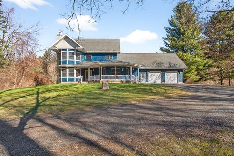 520 S Jackson Street Hanover MI 49241