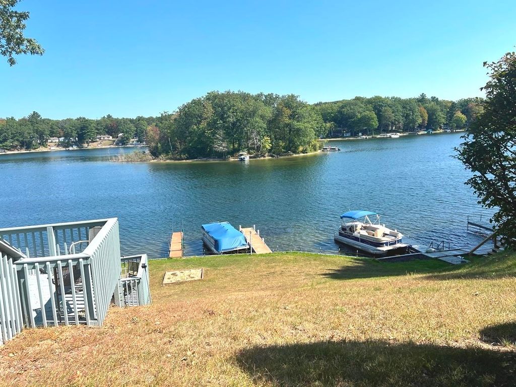 Photo of 538 N Lake Street, Harrison, MI 48625 (MLS # 50201367)